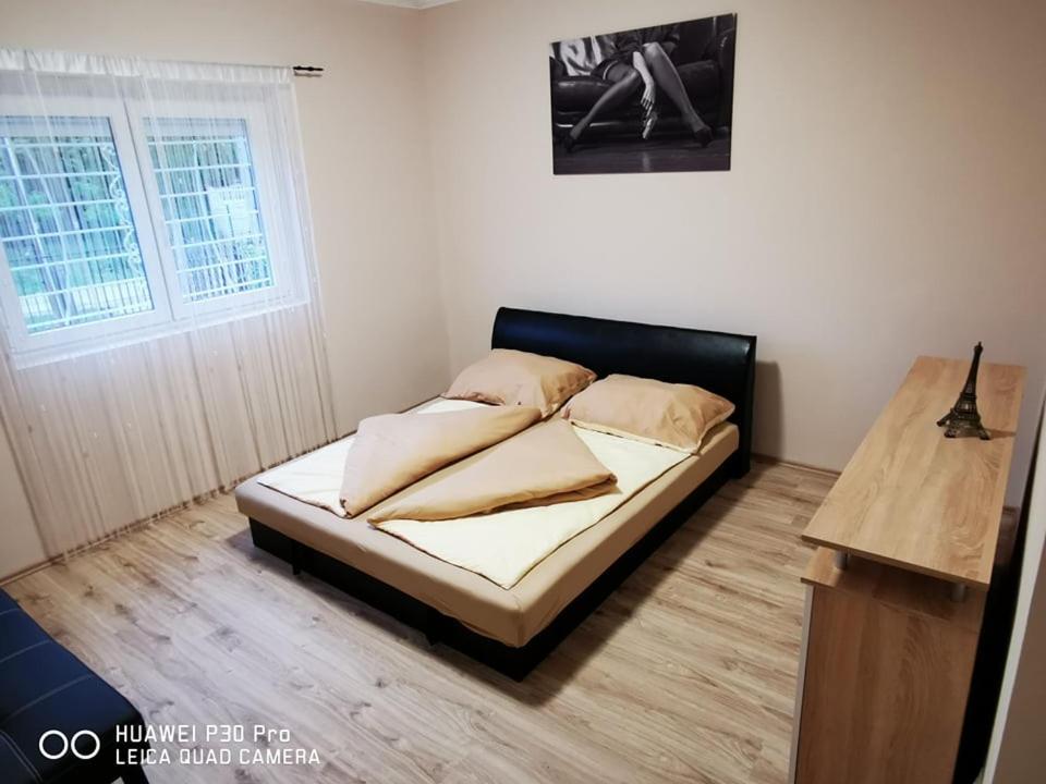 Villa Renata Apartman à Siófok Extérieur photo